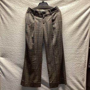 Banana Republic size 6 petite in brown plaid pants